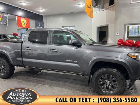 Used 2021 Toyota Tacoma SR5 image 9
