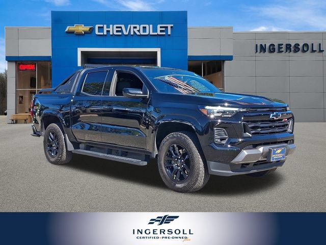 Used 2025 Chevrolet Colorado Z71 w/ Midnight Edition AWD/4WD image 1