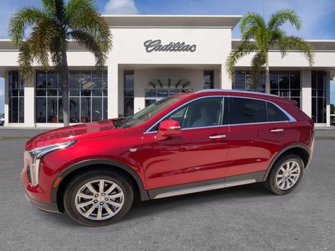 Certified 2023 Cadillac XT4 Premium Luxury FWD image 7