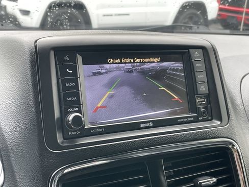 Used 2019 Dodge Grand Caravan SXT FWD image 33