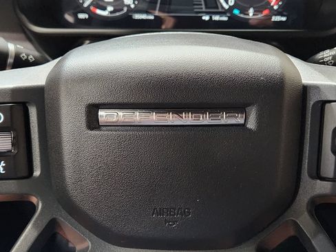 Used 2024 Land Rover Defender 130 X-Dynamic SE AWD/4WD image 48