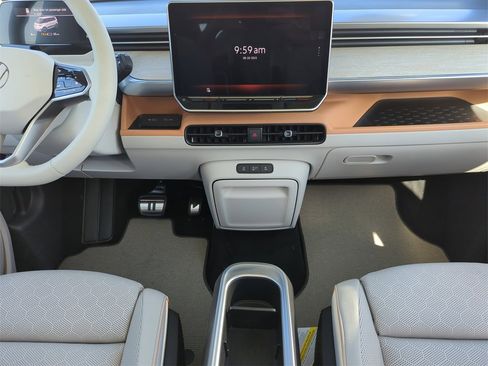 New 2025 Volkswagen ID. Buzz 1st Edition image 21