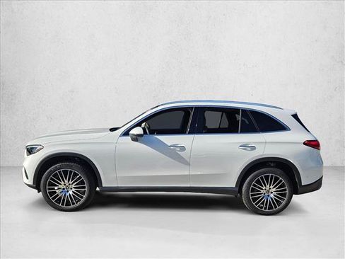 Certified 2026 Mercedes-Benz GLC 300 image 10