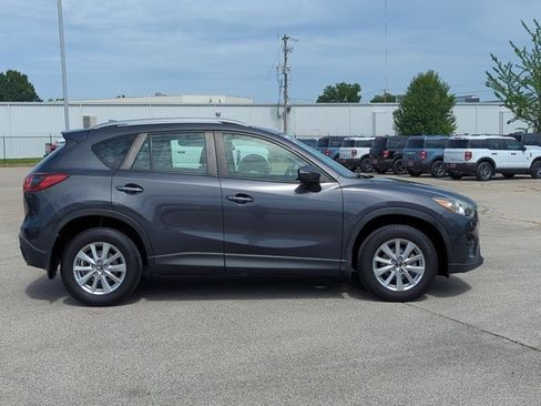 Used 2016 MAZDA CX-5 Sport w/ Rear Camera Package FWD image 4