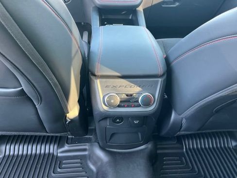 Used 2025 Ford Explorer ST AWD/4WD image 15