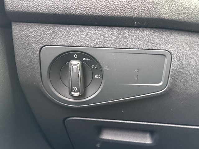 Certified 2023 Volkswagen Tiguan SE R-Line AWD/4WD image 35