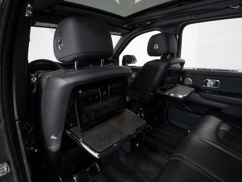 Used 2019 Rolls-Royce Cullinan image 47