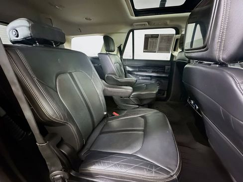 Used 2019 Ford Expedition Platinum RWD image 10