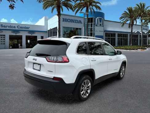 Used 2021 Jeep Cherokee Latitude Plus FWD image 8