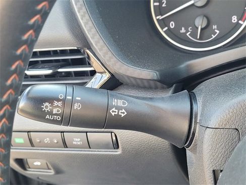 Used 2023 Nissan Sentra SR w/ SR Premium Package image 17