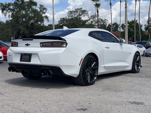 Used 2016 Chevrolet Camaro SS RWD image 11