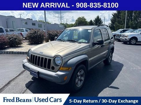 Used 2006 Jeep Liberty Sport AWD/4WD image 3