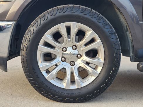 Used 2017 RAM 1500 Laramie Longhorn image 11