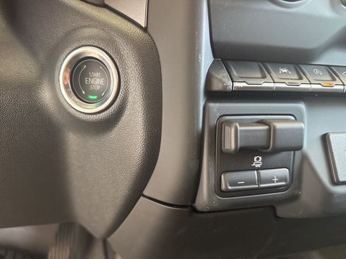 New 2026 Chevrolet Silverado 1500 Custom Trail Boss w/ LPO, Dark Essentials Package image 26