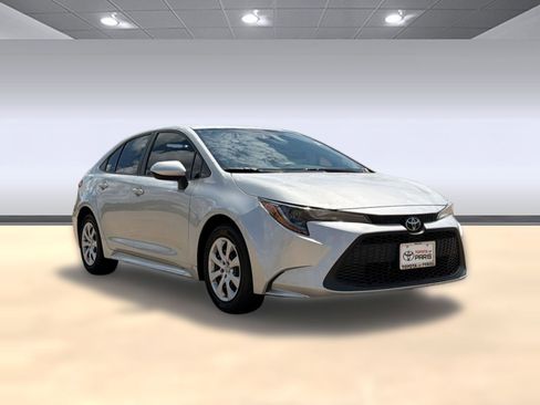 Used 2021 Toyota Corolla LE FWD image 7