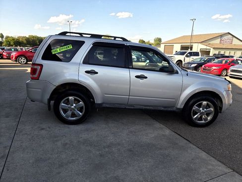 Used 2012 Ford Escape XLT image 4
