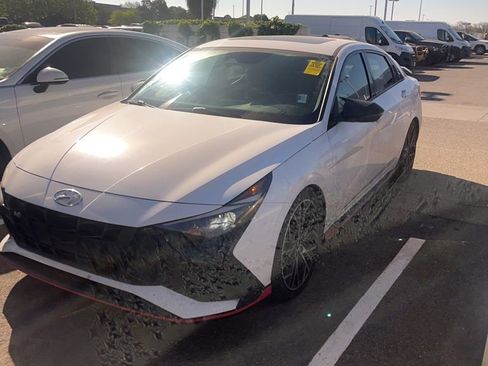 Used 2023 Hyundai Elantra N Base image 1