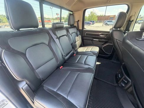 Used 2020 RAM 1500 Laramie AWD/4WD image 32