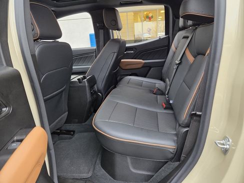 Used 2024 GMC Canyon AT4 w/ AT4 Premium Package image 19