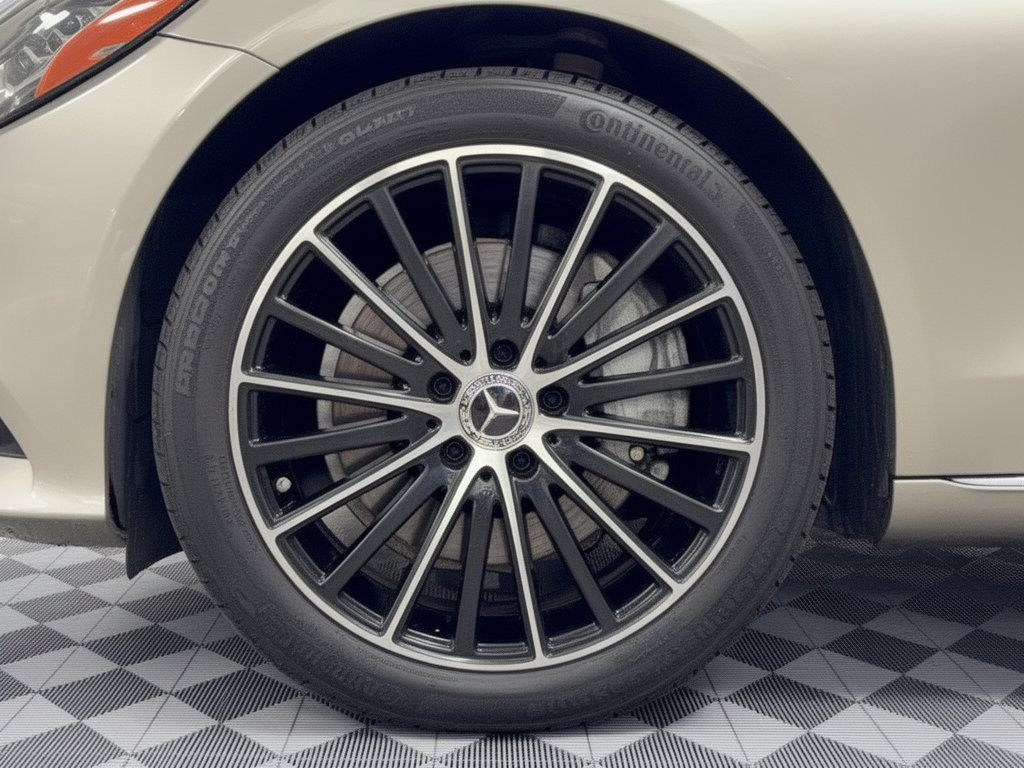 Used 2019 Mercedes-Benz C 300 Sedan image 13