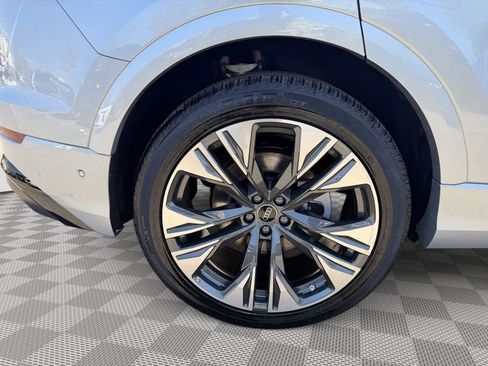 New 2026 Audi Q8 Premium Plus image 10