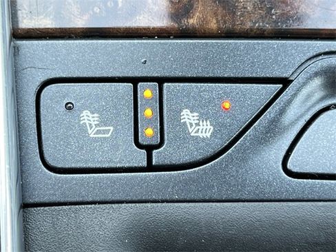 Used 2014 Chevrolet Impala LT image 24