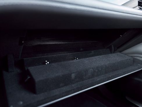 Used 2021 Porsche Taycan 4S image 75