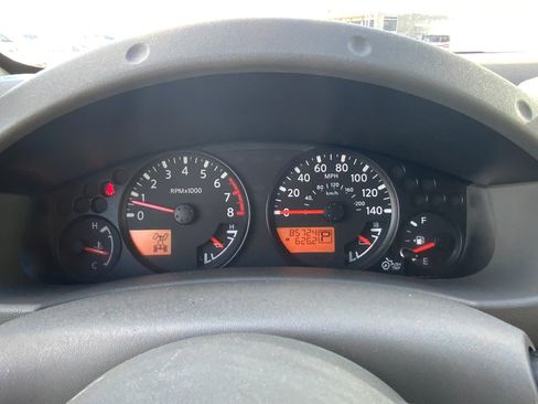 Used 2019 Nissan Frontier SV image 11