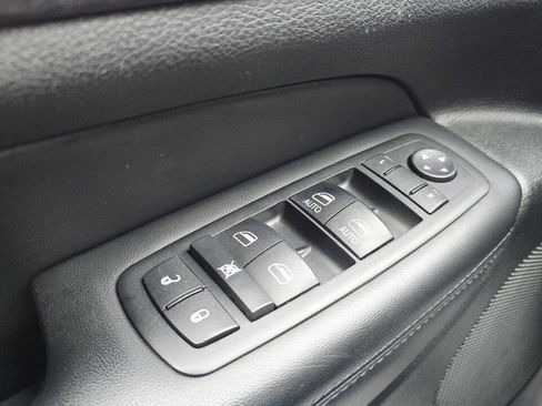 Used 2014 Jeep Grand Cherokee Laredo w/ Quick Order Package 23E AWD/4WD image 27