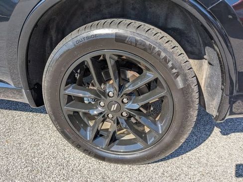 Used 2024 Dodge Durango GT AWD/4WD image 14