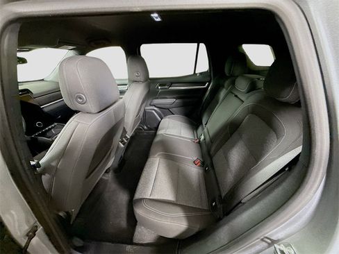 Used 2025 GMC Terrain Elevation image 16