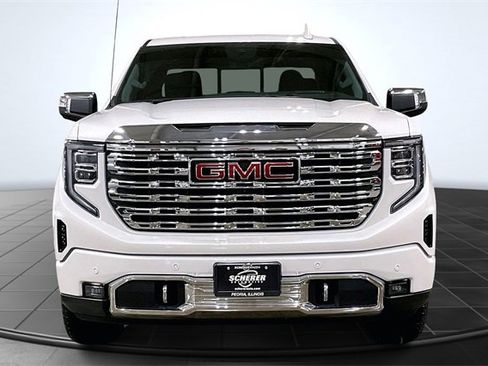 Used 2025 GMC Sierra 1500 Denali image 3