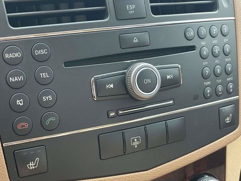 Used 2008 Mercedes-Benz C 300 Sedan image 29