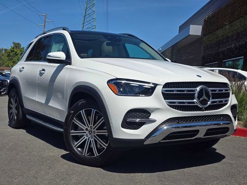 New 2026 Mercedes-Benz GLE 450e 4MATIC image 9
