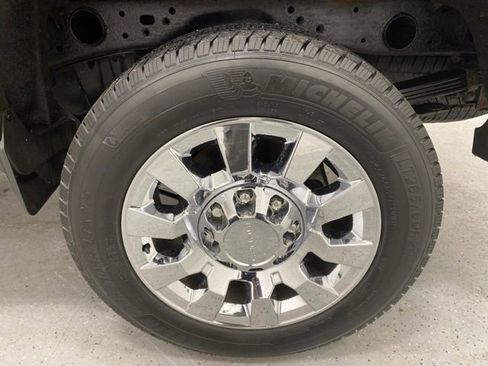 Used 2018 GMC Sierra 2500 Denali w/ Duramax Plus Package image 10