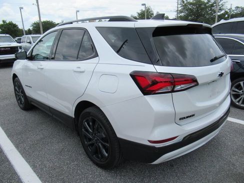 Used 2023 Chevrolet Equinox RS AWD/4WD image 3