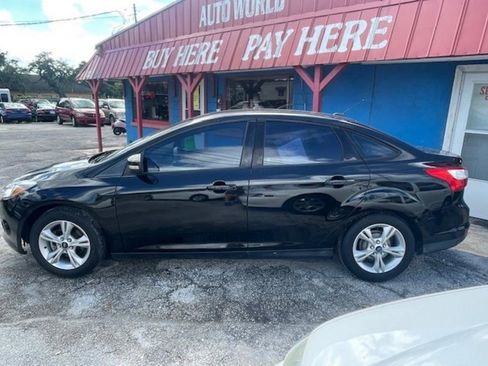 Used 2013 Ford Focus SE image 3