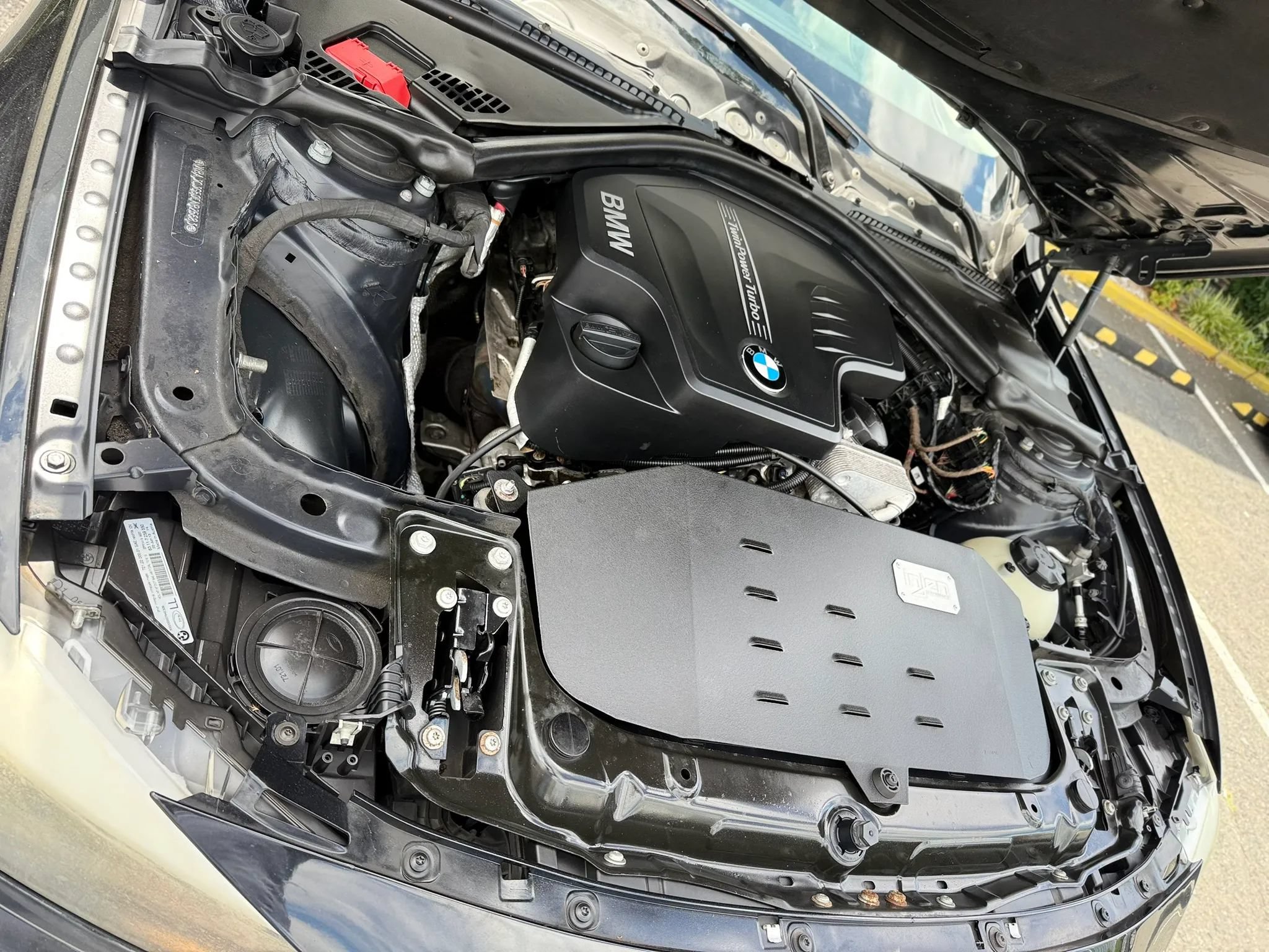 Used 2014 BMW 320i xDrive Sedan AWD/4WD image 44