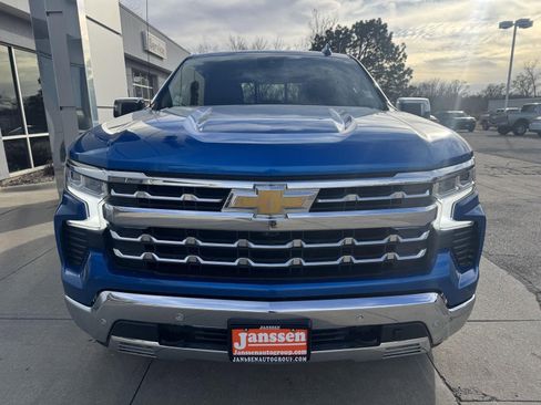 Used 2022 Chevrolet Silverado 1500 LTZ image 4