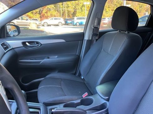 Used 2017 Nissan Sentra S image 10