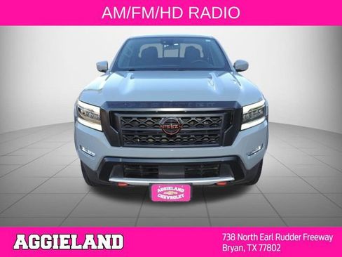 Used 2022 Nissan Frontier Pro-X RWD image 9