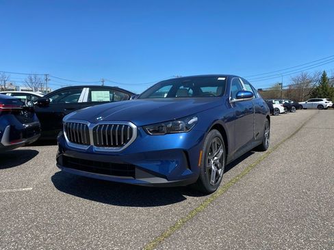 New 2026 BMW 530i xDrive AWD/4WD image 1