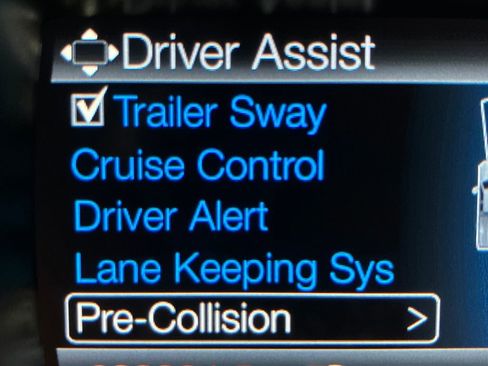 Used 2019 Ford Ranger Lariat w/ Black Appearance Package image 34