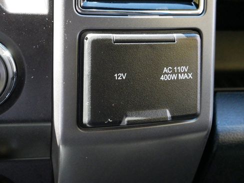 Used 2020 Ford F150 XLT w/ Equipment Group 302A Luxury AWD/4WD image 24
