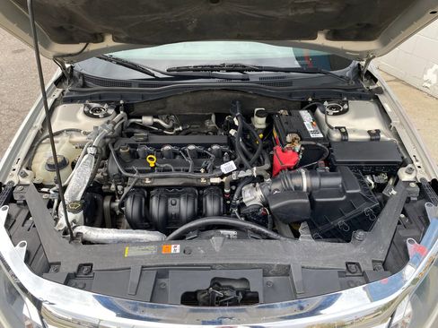 Used 2010 Ford Fusion SE image 24