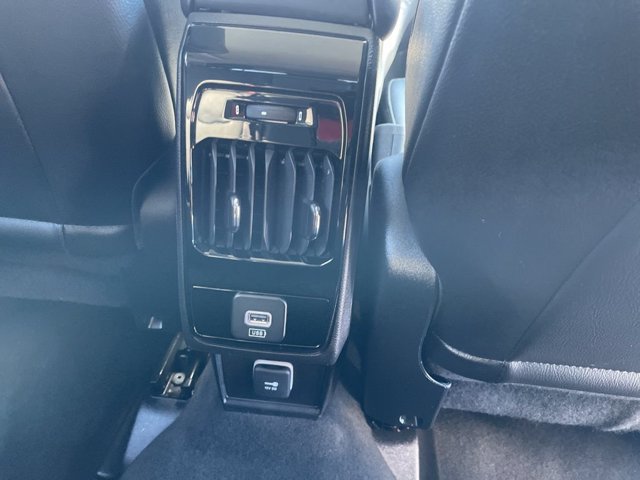Used 2022 Jeep Compass Limited w/ Sun and Sound Group AWD/4WD image 13