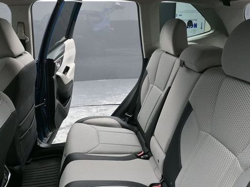 Used 2020 Subaru Forester Premium image 12