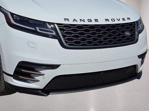 Used 2021 Land Rover Range Rover Velar R-Dynamic S AWD/4WD image 9