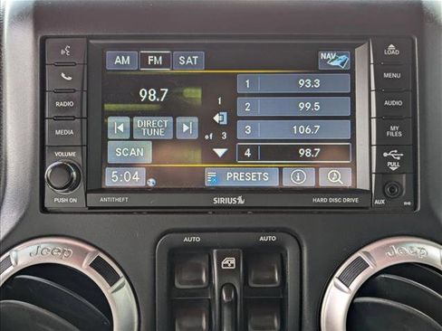 Used 2014 Jeep Wrangler Unlimited Sahara w/ Max Tow Package AWD/4WD image 13