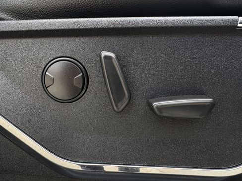 Used 2023 Ford F250 Lariat w/ Lariat Ultimate Package image 30